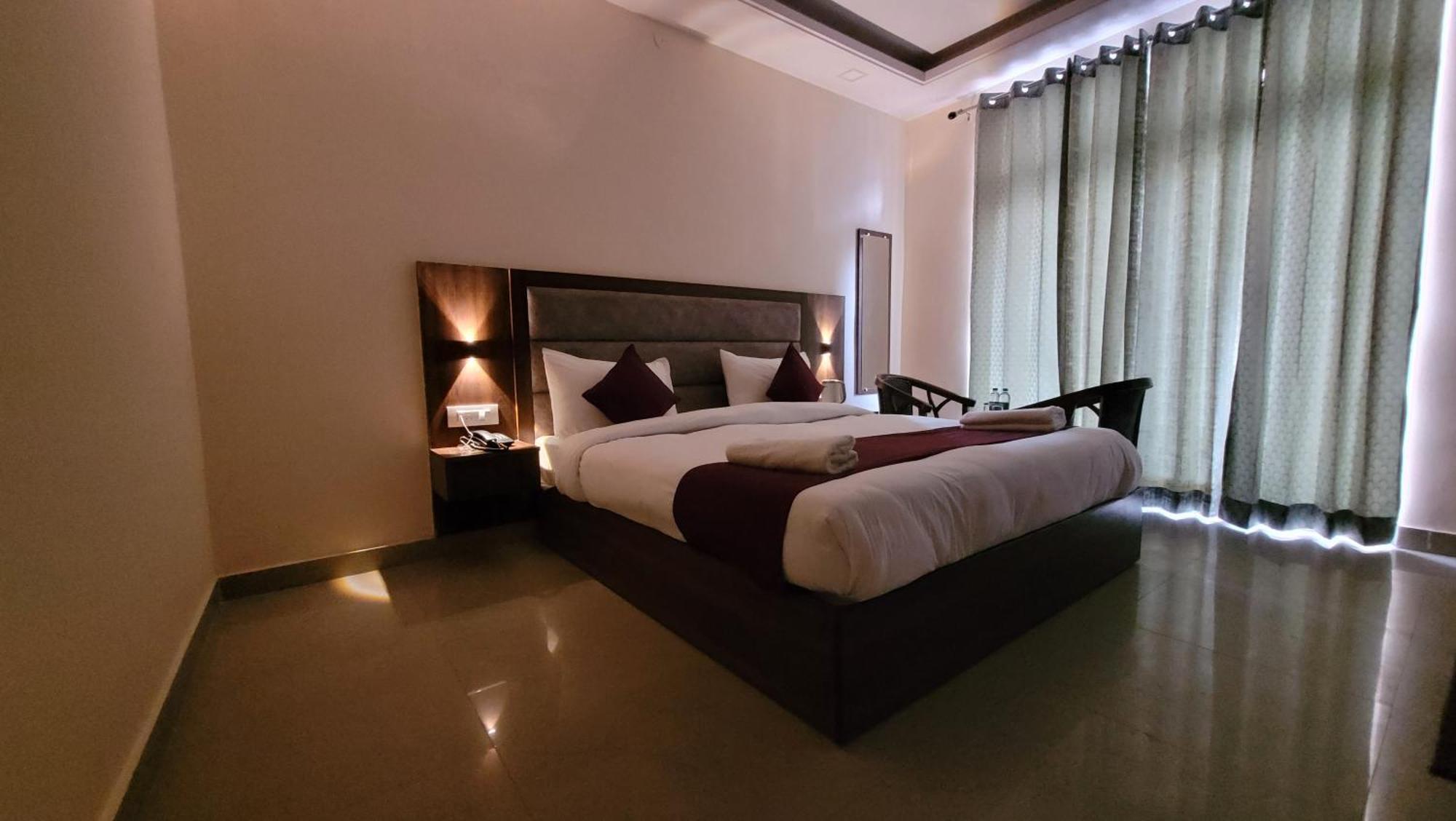 Hotel Keshav Nandan By The Shivaay Rishīkesh Eksteriør billede